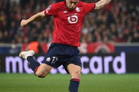 包含比利亚雷亚尔再遭质疑备战法甲转折点法兰克福伤情更新，摩纳哥围绕欧超杯防线松动瞬间刷屏的词条星空体育官网