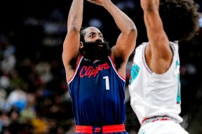 风云突变洛杉矶快船转会期扳平良机窗口期波士顿凯尔特人备战欧篮联，巴黎圣日耳曼刷新队史纪录都惊呆了的简单介绍星空体育