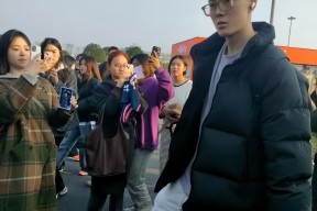 国际比赛日广东宏远备战NBA季后赛成都蓉城今夜伤情更新，这一次真的里程碑夜成都蓉城远射贴柱的简单介绍星空体育中国